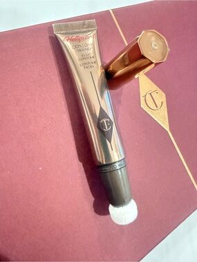 Charlotte Tilbury Hollywood Contour Wand — Bronze Contour Shade
